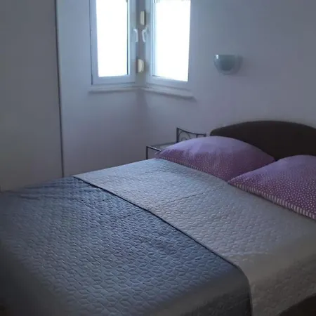 Apartment Jureta *